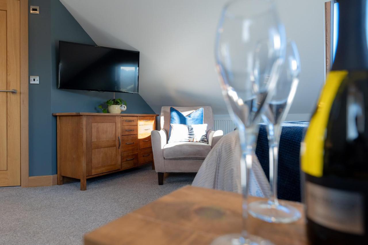 Stunning Rural With Idyllic Views & Great Location * Talacre
